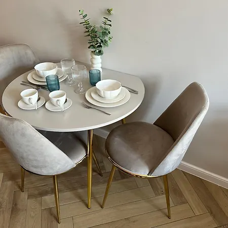 Apartment Nowy!!! Aleja Slaw Apartament W Roosevelta Residence Przy Off Piotrkowska, Klimatyzacja, Wejscie Na Kod, Wifi, Fv Lodz
