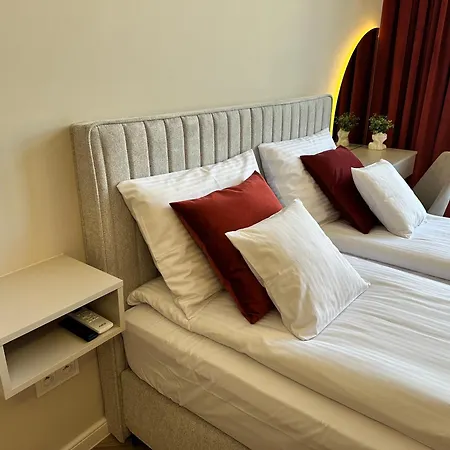 Nowy!!! Aleja Slaw Apartament W Roosevelta Residence Przy Off Piotrkowska, Klimatyzacja, Wejscie Na Kod, Wifi, Fv